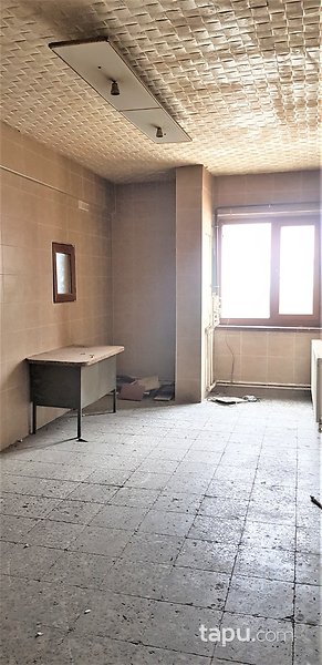 Konya Karatay Taşoluk İşhanı'nda Birleşik 2 Adet Ofis