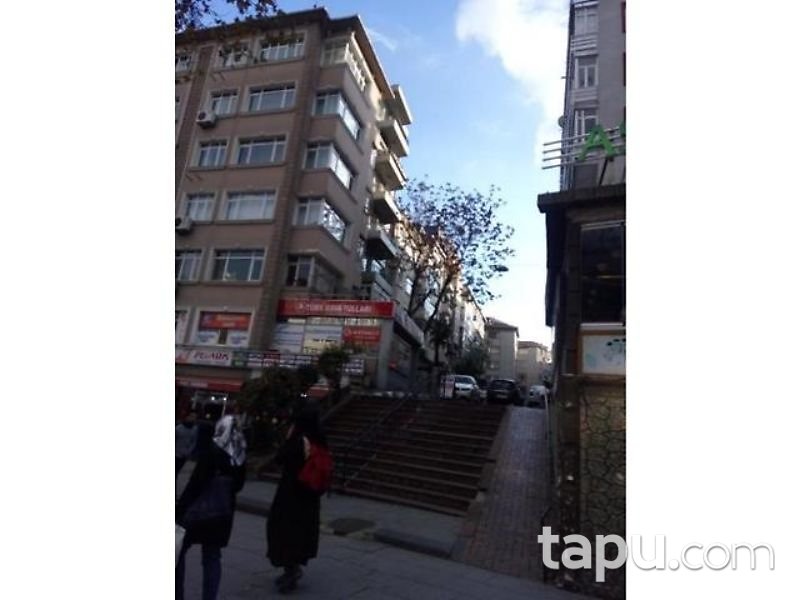 Fatih Haseki Sultan Mahallesinde 3/4 Hisseli 1+1 Daire