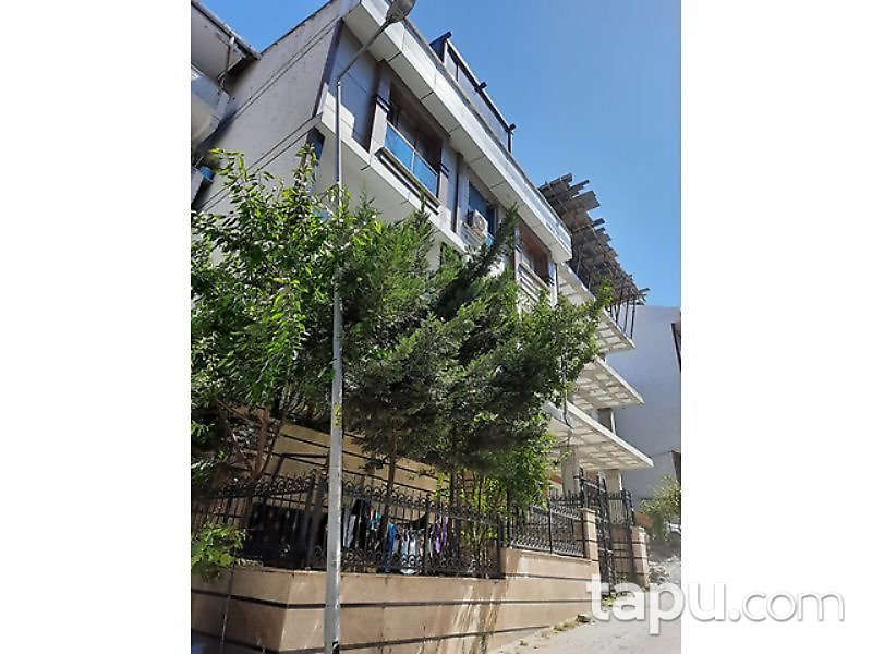 İstanbul Küçükçekmece Söğütlü Çeşme Mahallesi'nde 5+1 Dubleks Daire