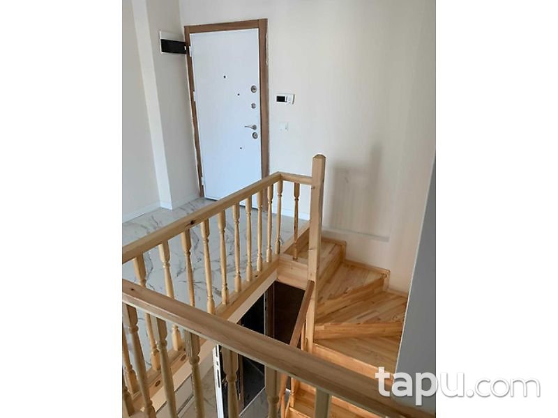 Beylikdüzü Konak Kent Sitesi'nde İçi Sıfır 327 m2 Dubleks Daire