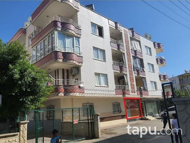 Mersin Toroslar Selçuklular Mahallesi'nde 10 m2 İskanlı Dükkan
