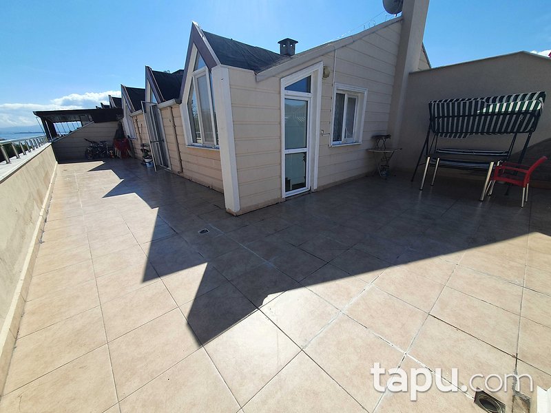 Kocaeli Darıca İstasyon Caddesi'nde 5+1 Teraslı Dubleks Daire