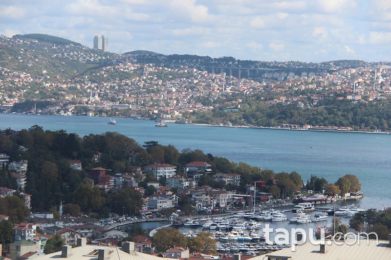 İstinye Panavia By Panaroma Sitesi'nde 550 m2 Özel Dekorasyonlu Lüks Dubleks Daire