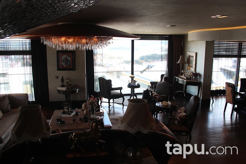 İstinye Panavia By Panaroma Sitesi'nde 550 m2 Özel Dekorasyonlu Lüks Dubleks Daire