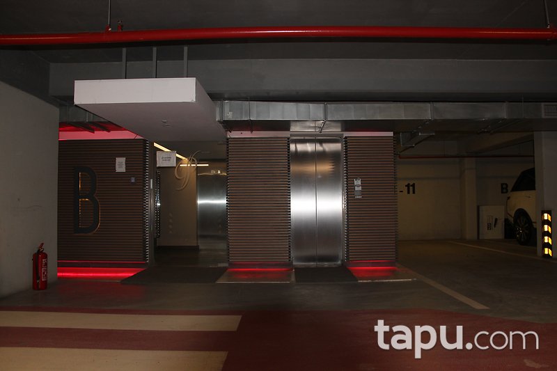 İstinye Panavia By Panaroma Sitesi'nde 550 m2 Özel Dekorasyonlu Lüks Dubleks Daire