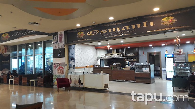 Başakşehir Olimpa AVM Yemek Katında Kiracılı Köşe Dükkan