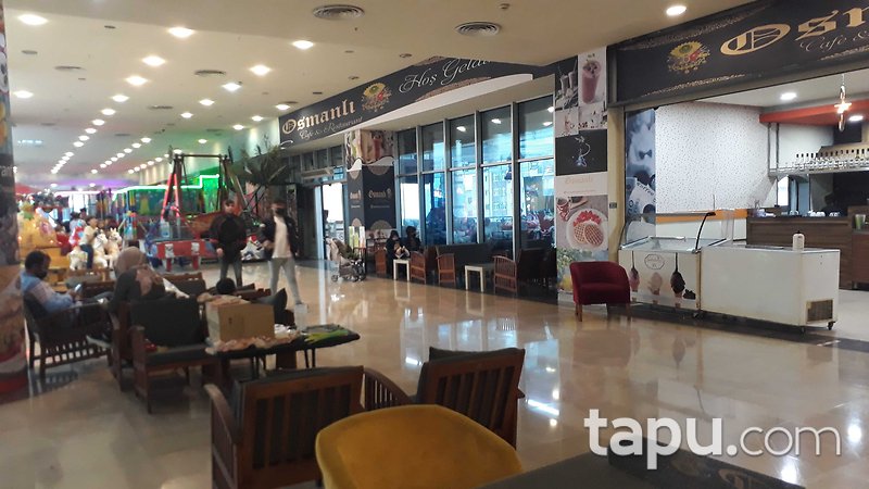 Başakşehir Olimpa AVM Yemek Katında Kiracılı Köşe Dükkan