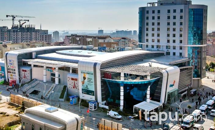 Başakşehir Olimpa AVM Yemek Katında Kiracılı Köşe Dükkan