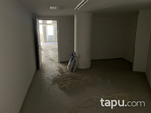 KİRALIK-Antalya Muratpaşa Ziraat Bankası Sitesi'nde Geniş Ofis