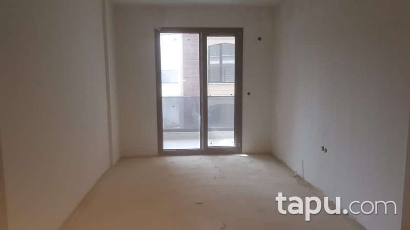 Kocaeli Başiskele'de Site İçinde Ara Kat 128m2 Daire