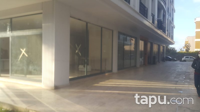 Yalova Armutlu Modern Evlerin'de Bakımlı Ve Cadde Cepheli Dükkan Fırsatı