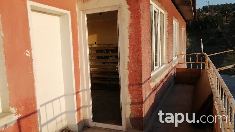 Kütahya Tavşanlı Karaelmas Sitesi'nde 3+1 Daire