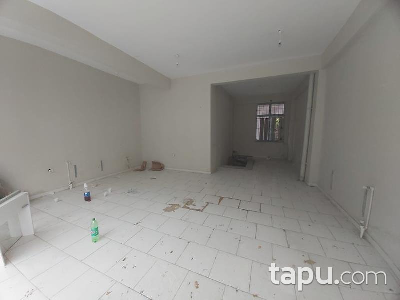 Tekirdağ Çorlu Hıdır Ağa Mahallesi'nde 120 m2 Depolu Dükkan