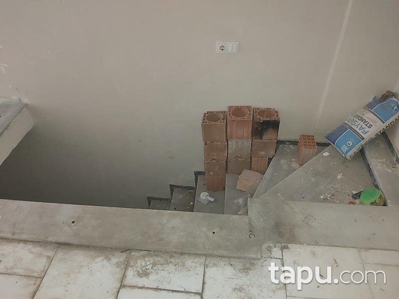 Tekirdağ Çorlu Hıdır Ağa Mahallesi'nde 120 m2 Depolu Dükkan