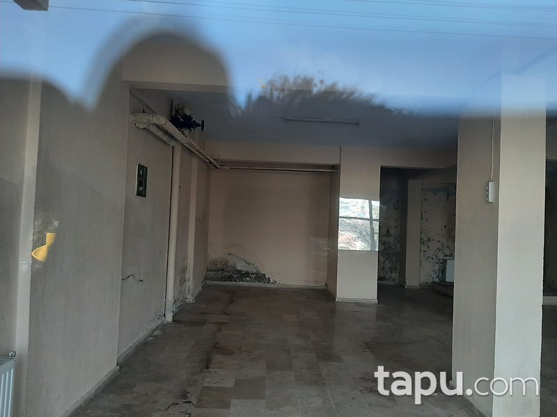 Denizli Pamukkale Zümrüt Mahallesi'nde 118 m2 İskanlı Dükkan