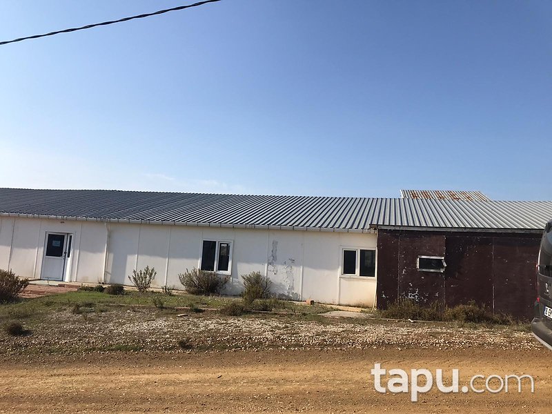 Armutlu'da Deniz Manzaralı Prefabrik Ev ve Ticaret İmarlı Arsa