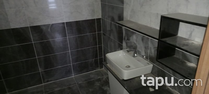 Kırıkkale Yahşihan Erenler Mahallesi'nde Natamam 169 m2 Daire