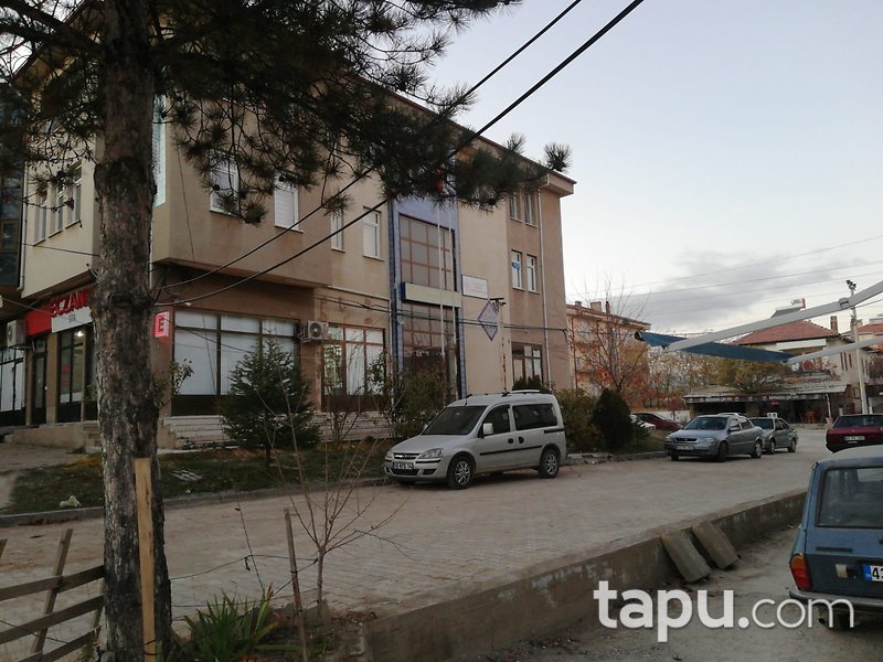 Kütahya Hisarcık Yenidoğan Mahallesi'nde 3+1 112 m2 Daire