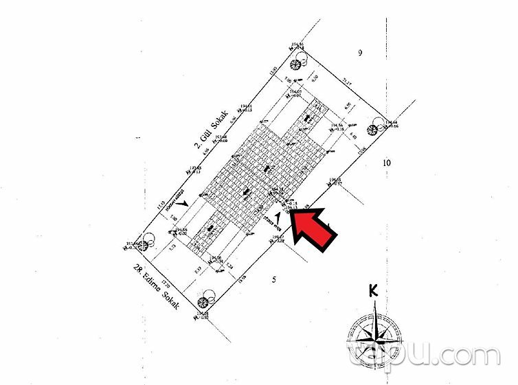 Kırklareli Merkez'de Yeni Binada Çatı Katlı Daire