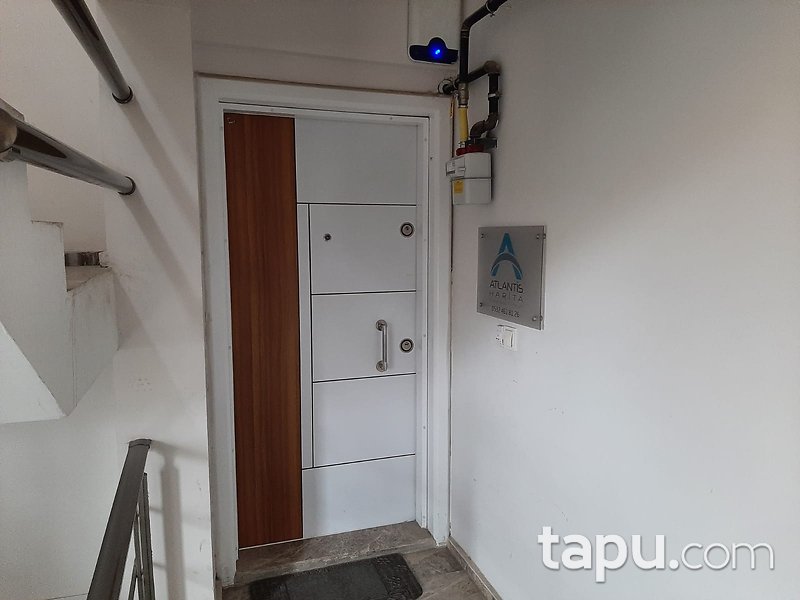 Pamukkale'de Tabela Değeri Yüksek Kırmızı Elma İş Merkezi'nde Ofis