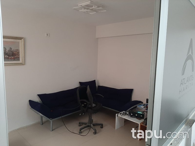 Pamukkale'de Tabela Değeri Yüksek Kırmızı Elma İş Merkezi'nde Ofis