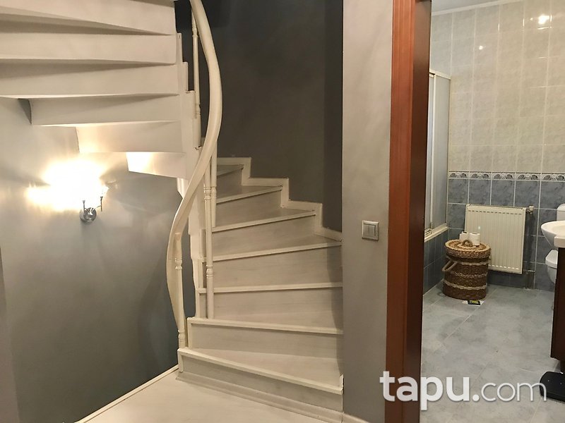 Uskumruköy Park Villaları'nda 5+2 Tripleks Villa