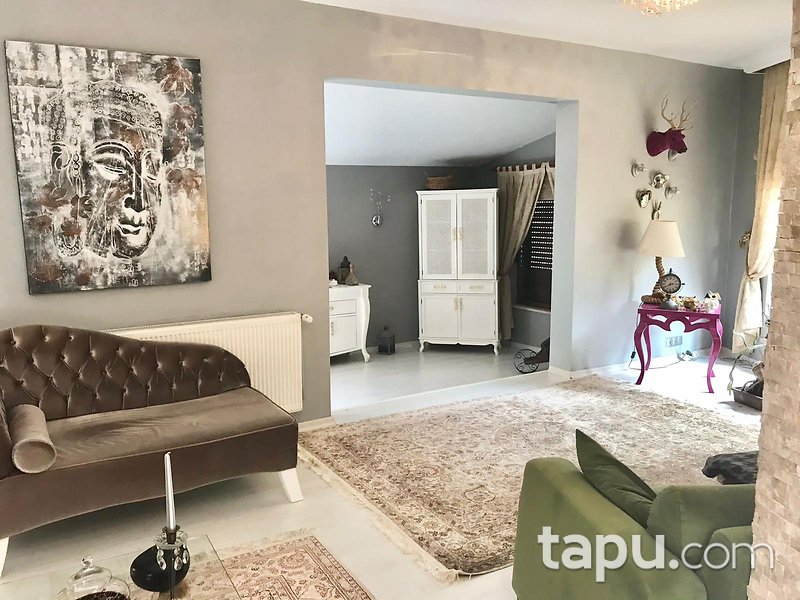 Uskumruköy Park Villaları'nda 5+2 Tripleks Villa