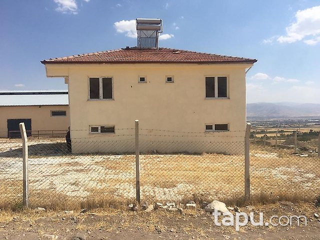 Elazığ Merkez Sedeftepe Mahallesi'nde Bina ve 10 Dönüm Arazi