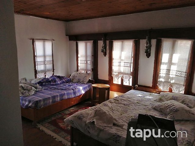 Karabük Safranbolu Çeşme Mahallesi'nde 3 Katlı Ahşap Otel