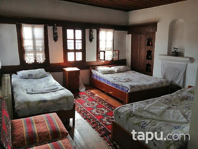Karabük Safranbolu Çeşme Mahallesi'nde 3 Katlı Ahşap Otel