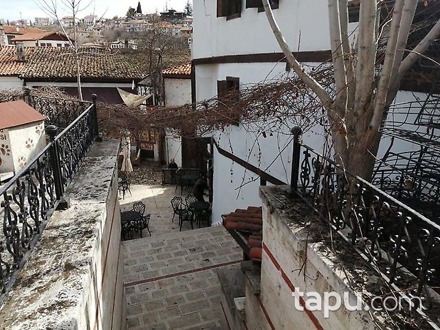 Karabük Safranbolu Çeşme Mahallesi'nde 3 Katlı Ahşap Otel