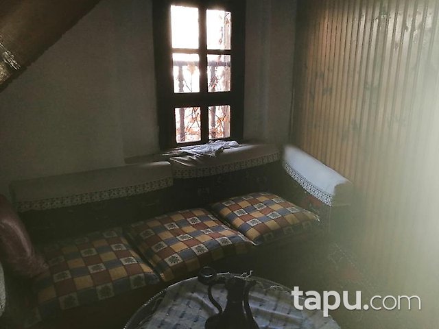 Karabük Safranbolu Çeşme Mahallesi'nde 3 Katlı Ahşap Otel