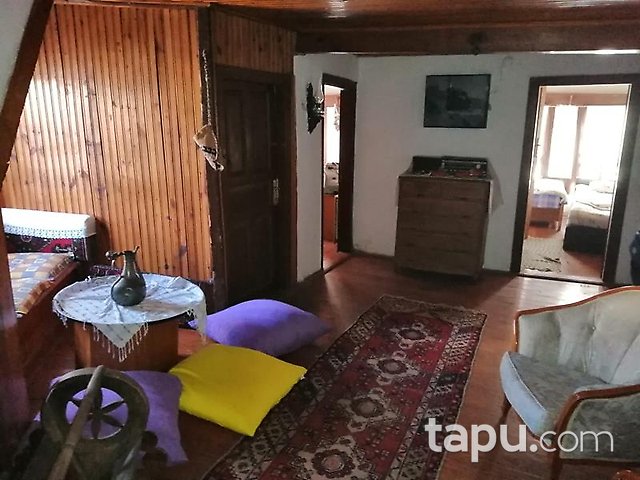 Karabük Safranbolu Çeşme Mahallesi'nde 3 Katlı Ahşap Otel