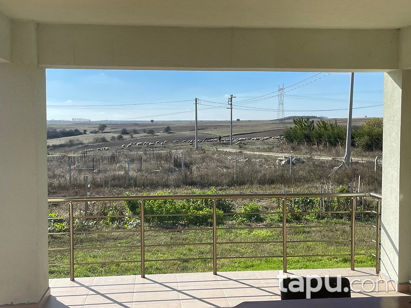 Tekirdağ Çerkezköy'de Villa ve Arsası