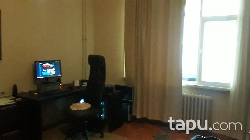 Etiler'de Yüksek Kira Getirili 3+1 Ferah Daire