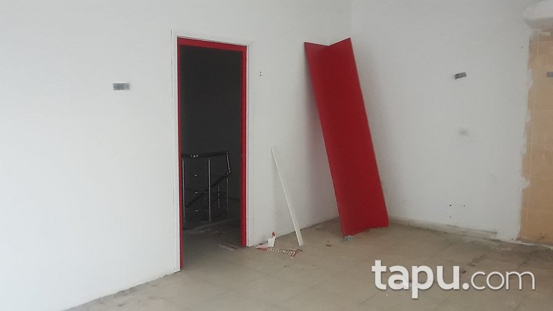 Tekirdağ Süleymanpaşa Çınarlı Mahallesi'nde 201 m2 İskanlı Depolu Dükkan
