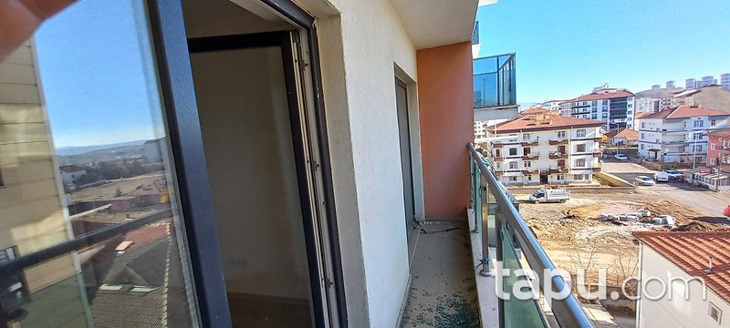 Kırıkkale Yahşihan Yenişehir Mahallesi'nde İskanlı 1+1 53 m2 Daire