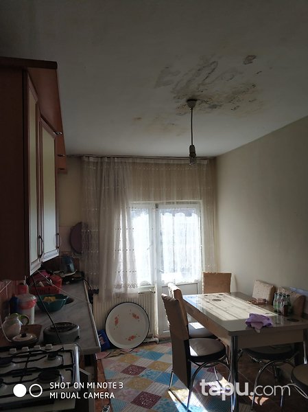 Sivas Kangal Karşıyaka Mahallesi'nde 2+1 454 m2 Kagir Ev ve Arsası