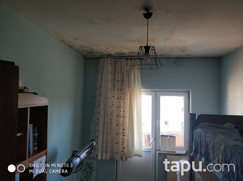 Sivas Kangal Karşıyaka Mahallesi'nde 2+1 454 m2 Kagir Ev ve Arsası