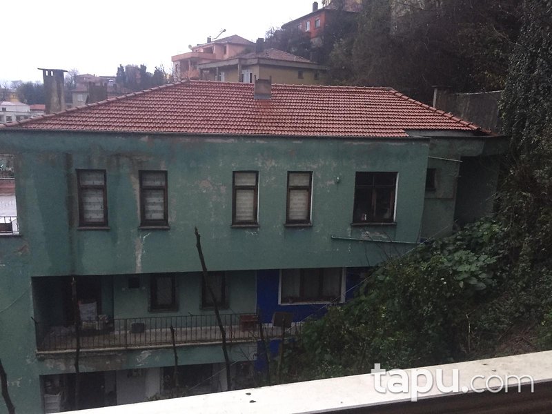 Zonguldak Meşrutiyet Mahallesi'nde 203m2 Deniz Manzaralı Teraslı Daire
