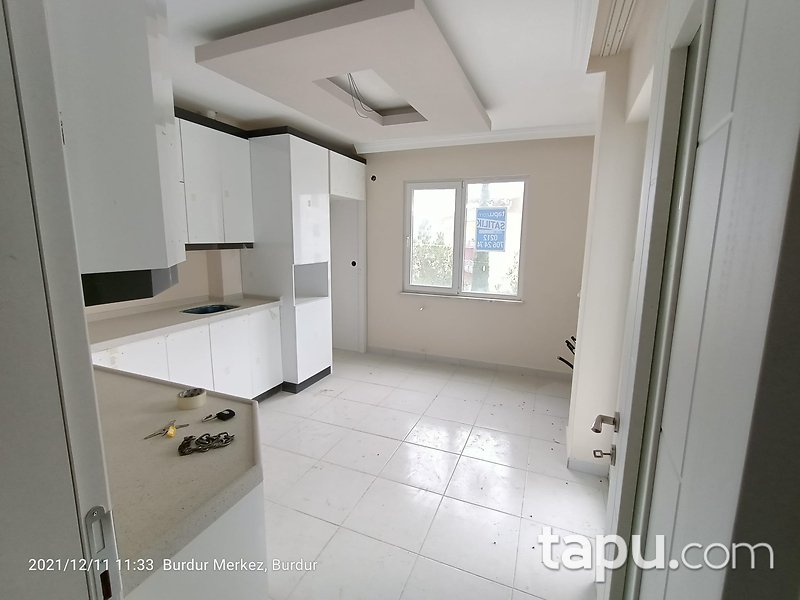 Burdur Merkez Emek Mahallesi'nde 3+1 150 m2 Daire