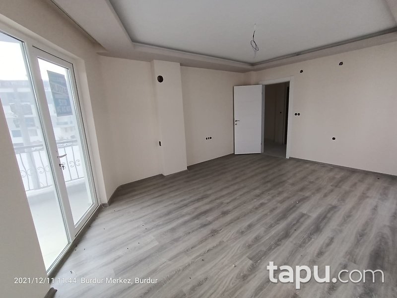Burdur Merkez Emek Mahallesi'nde 3+1 150 m2 Daire