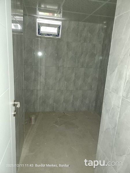 Burdur Merkez Emek Mahallesi'nde 3+1 150 m2 Daire