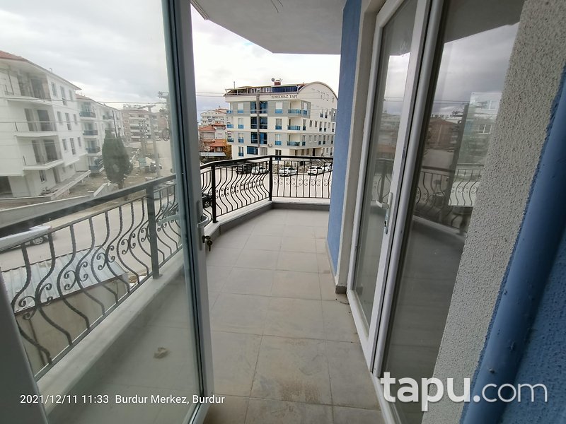 Burdur Merkez Emek Mahallesi'nde 3+1 150 m2 Daire