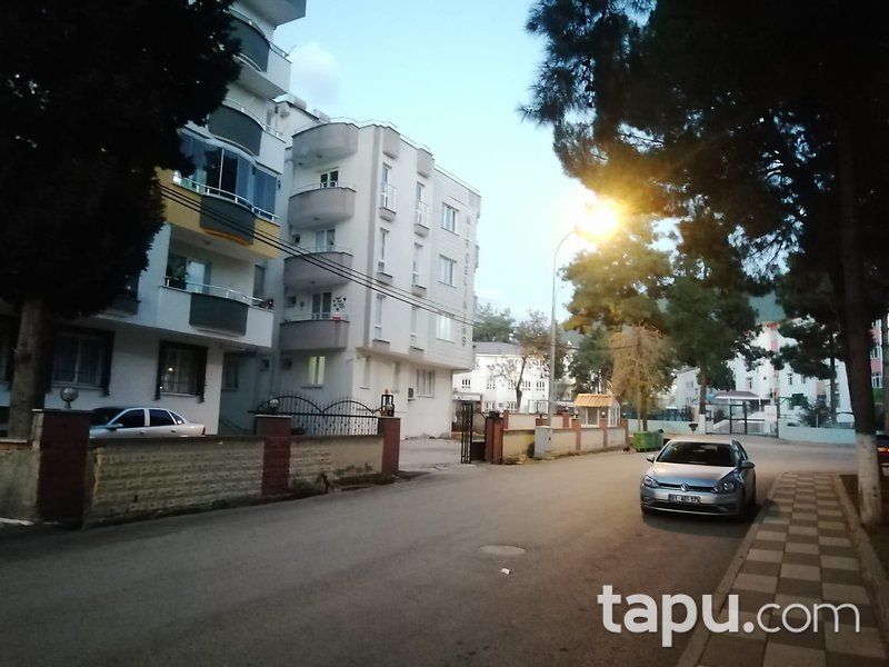 Osmaniye Bahçe Mehmet Karamanoğlu Mahallesi'nde 145 m2 Depo (275)