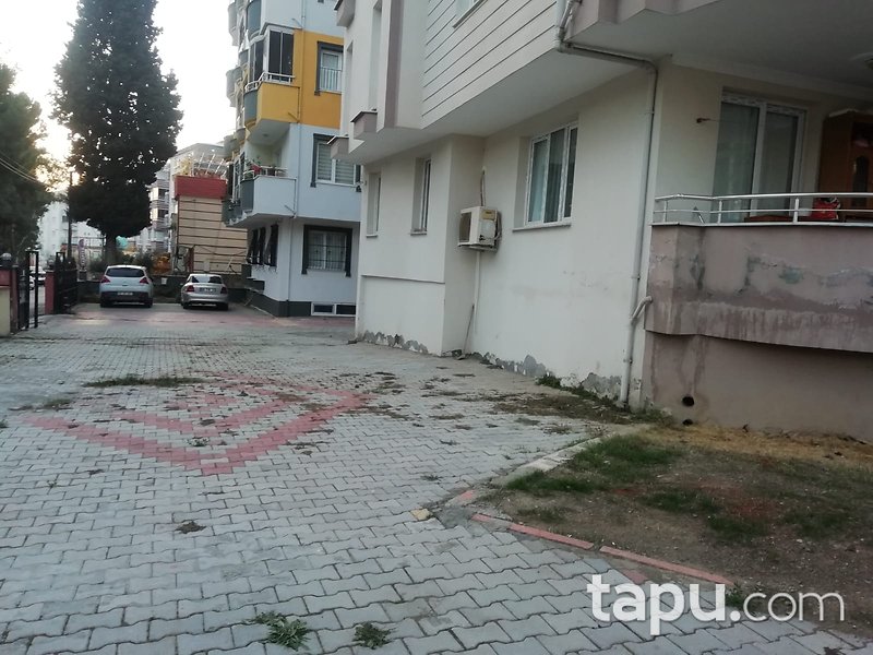 Osmaniye Bahçe Mehmet Karamanoğlu Mahallesi'nde 145 m2 Depo (275)