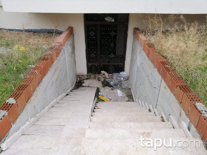 Kütahya Tavşanlı Dağçeşme Mahallesinde 2+1 90 m2 Natamam Daire