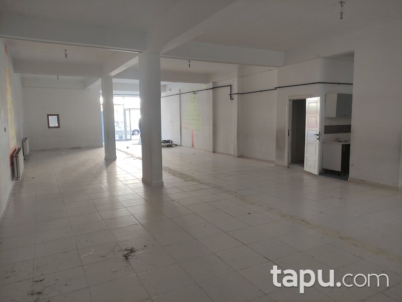 Ankara Mamak Ekin Mahallesi 171 m2 İskanlı Dükkan