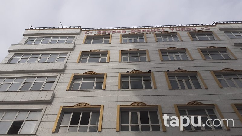 Şanlıurfa Merkez Bamyasuyu Mahallesi'nde 3+1 110 m2 Daire