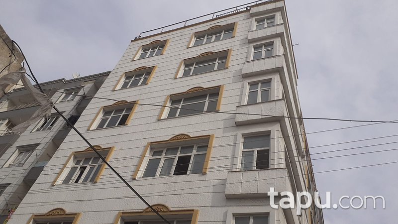 Şanlıurfa Merkez Bamyasuyu Mahallesi'nde 3+1 110 m2 Daire